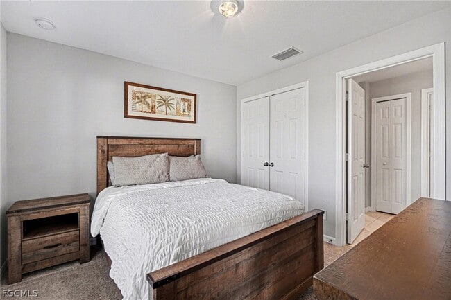 Building Photo - 3217 NW 3rd Ave