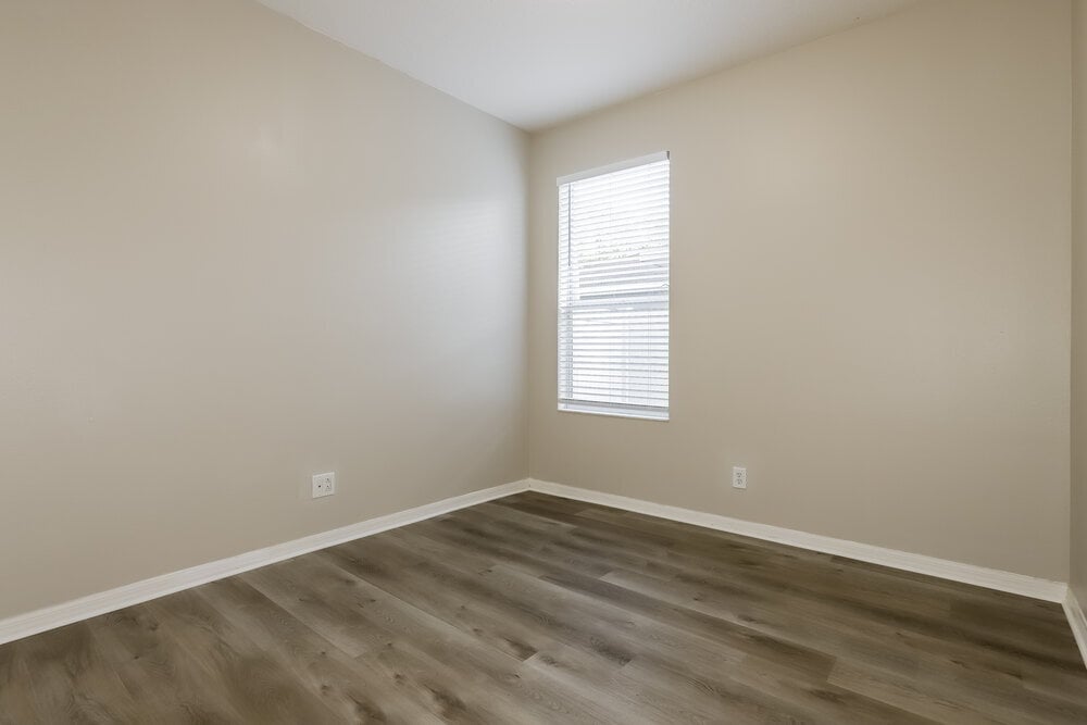 Building Photo - 8549 Deer Chase Dr