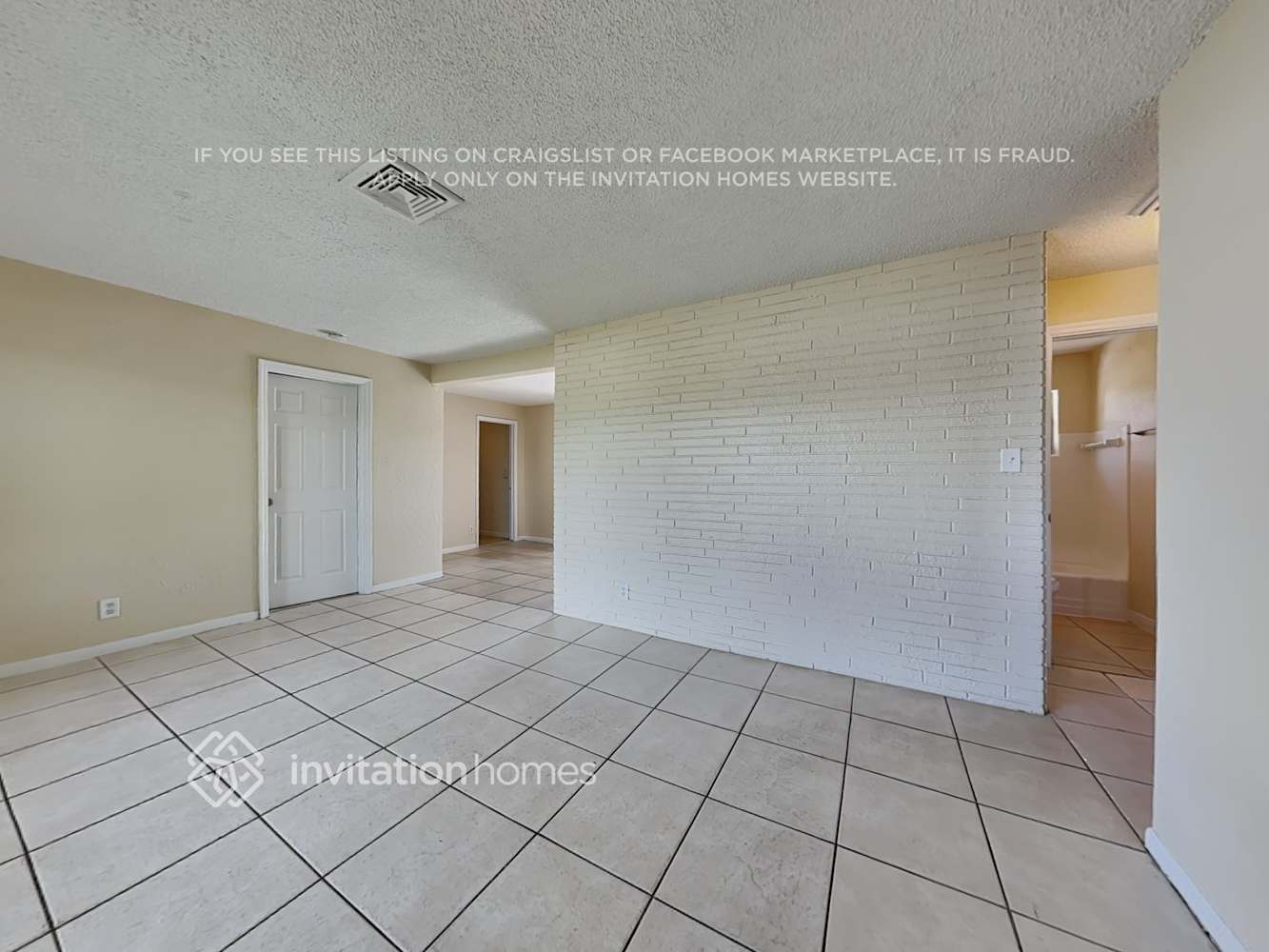 Building Photo - 5491 SW 6th St
