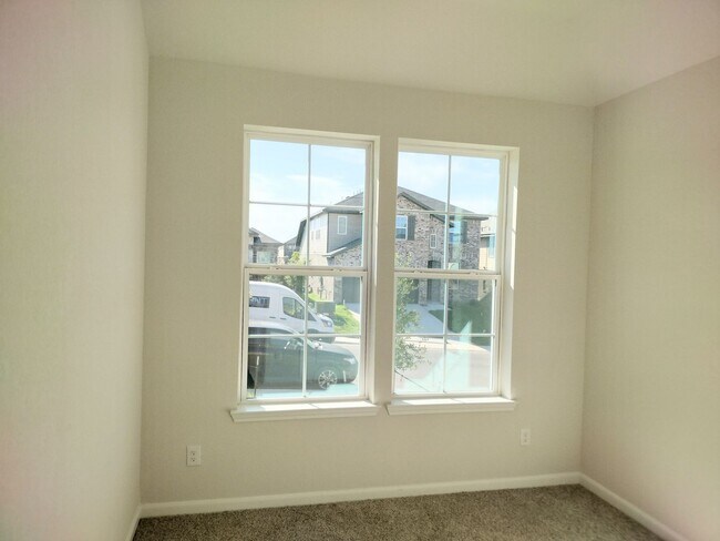 Building Photo - Beautiful 4 bedroom new build, it is a must see!!