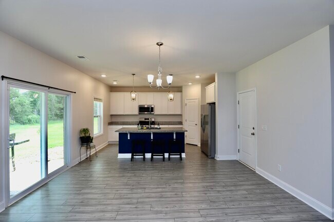 Building Photo - 870 Curlew Cir