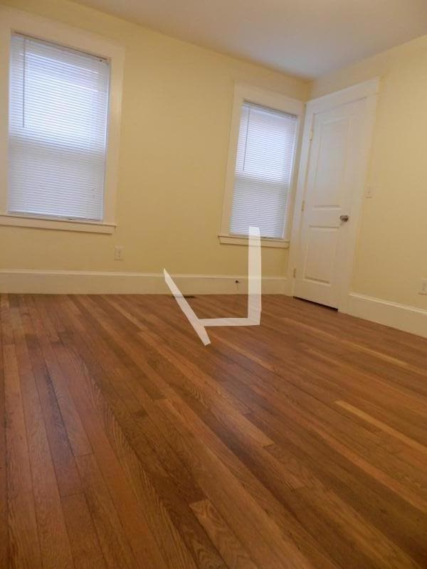 Building Photo - 61 Poplar St