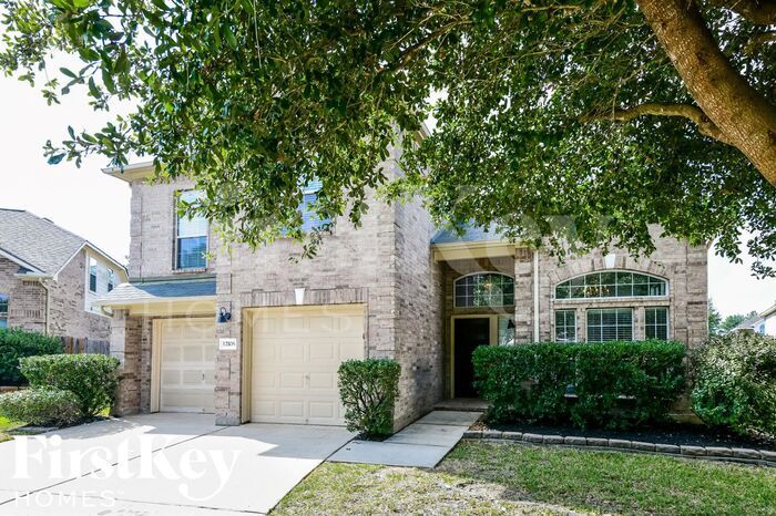 Building Photo - 12106 Piney Way Ct
