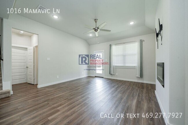 Building Photo - 1016 Mamavic Ln