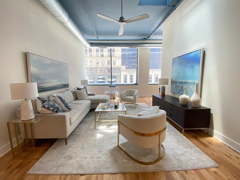 Building Photo - 326 N Michigan Ave