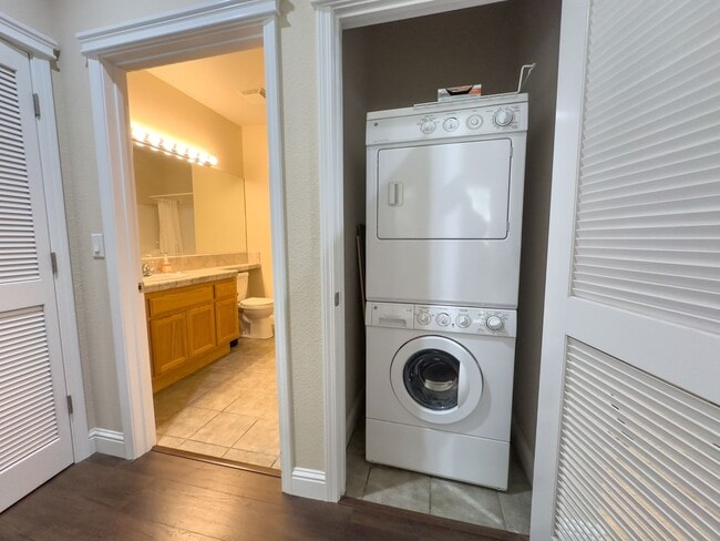 Building Photo - 55 and Older Community -  $500 OFF FIRST MONTH RENT MOVE IN SPECIAL!!!!