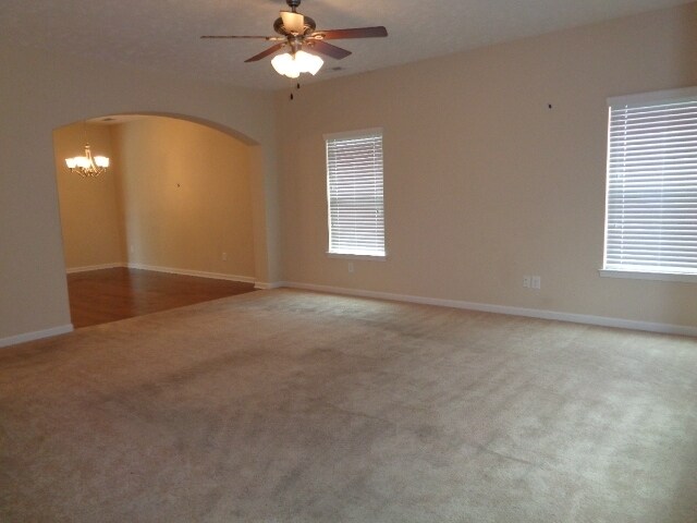 Building Photo - 1006 Middleton Ln