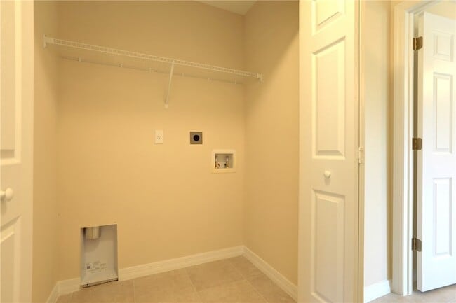 Building Photo - 8876 98th Ct