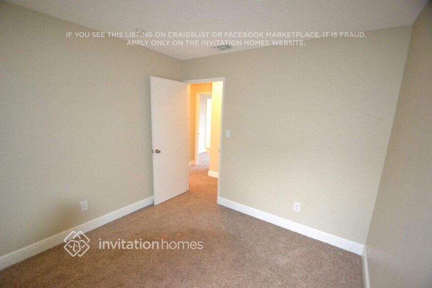 Building Photo - 3629 Pullman Dr
