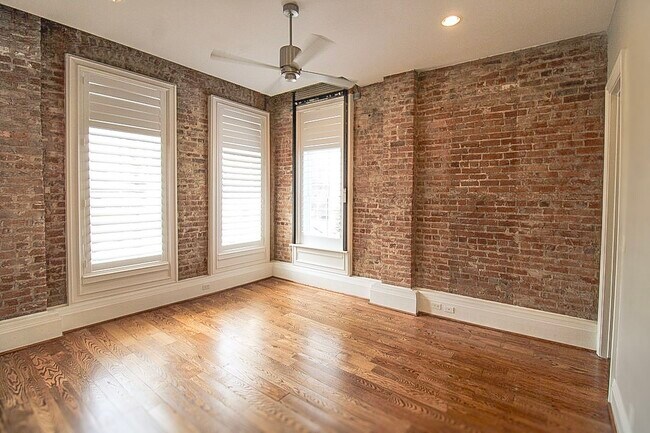 Building Photo - 2207 Postoffice St