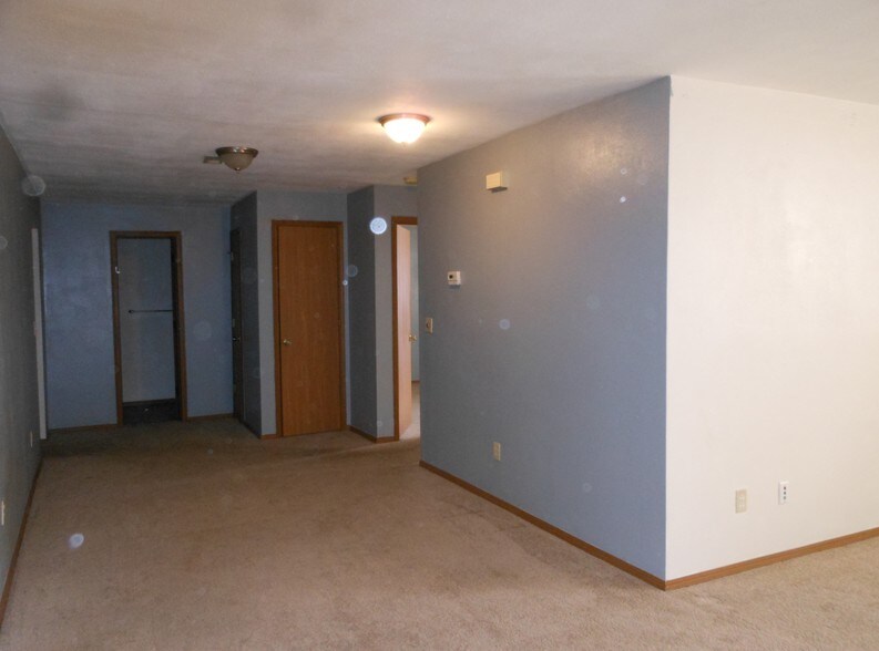 Building Photo - 626 Greenwood Pl