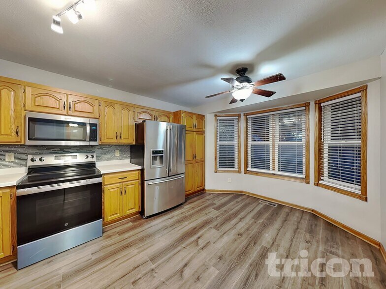 Building Photo - 5590 148th Ln NW