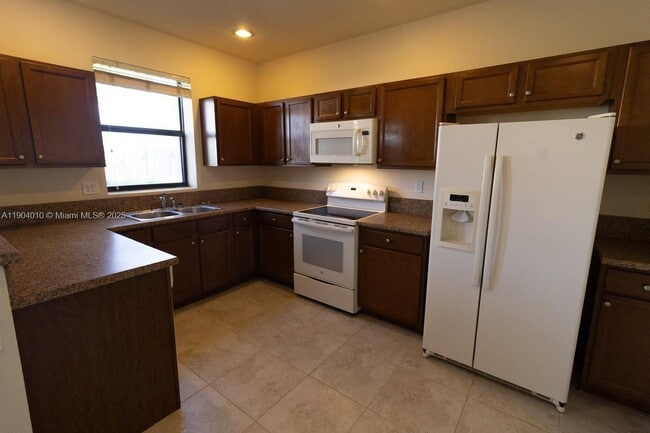 Building Photo - 11765 SW 238th St