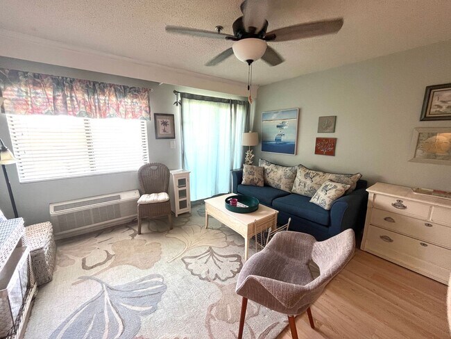 Building Photo - Available Now! Furnished Studio Condo at North Myrtle Beach Golf & Tennis!