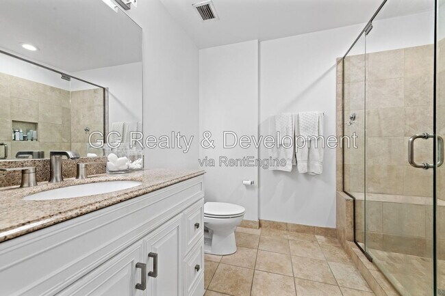Building Photo - 333 W Hubbard St