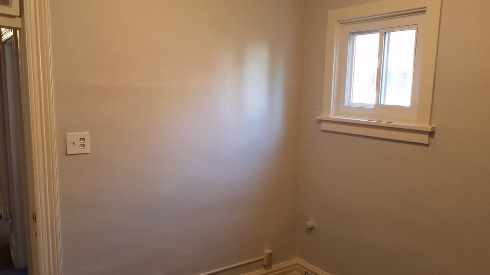 Bonus Room - 309 Lawn St