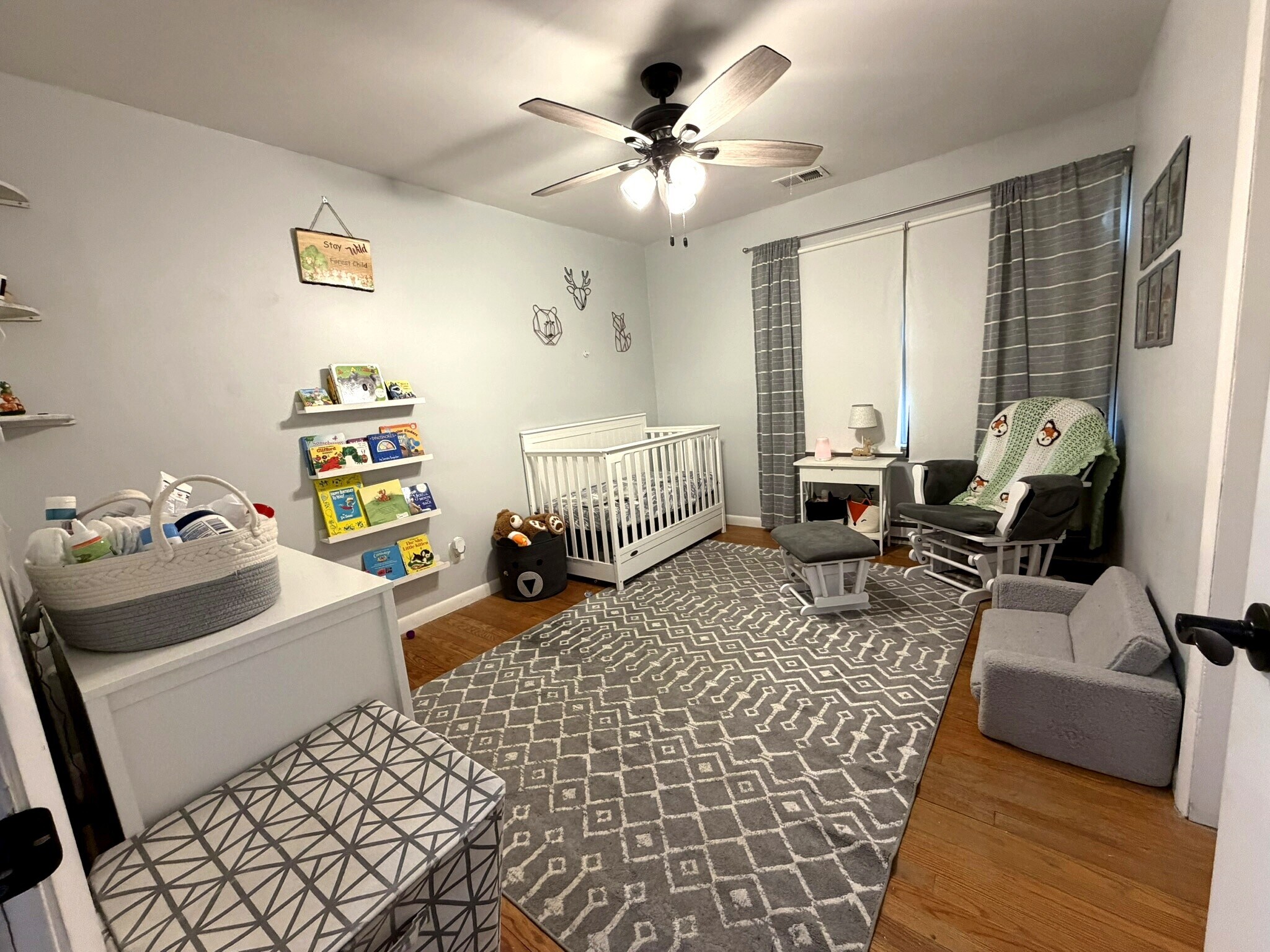 Building Photo - 2119 Oaklyn Dr