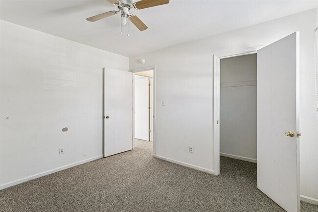 Building Photo - Comfortable Living with Private Yard, Deck & Easy Access to Ft. Eustis