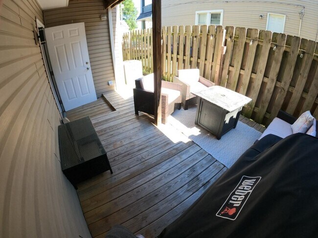 Building Photo - 5409 Saint Stephens Ct