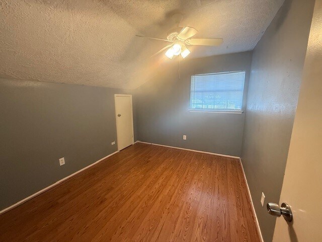 Building Photo - 22122 Diane Dr