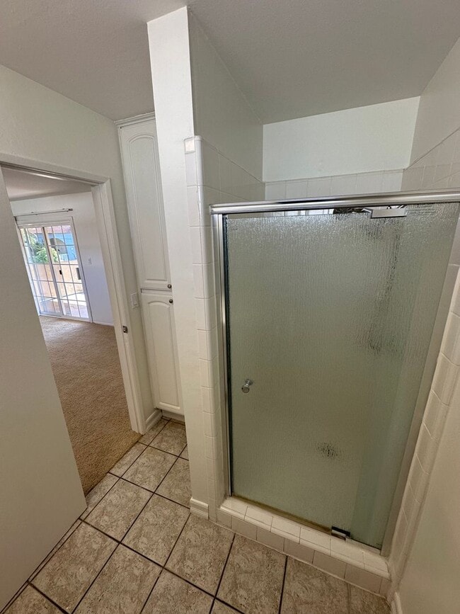 Building Photo - Corby