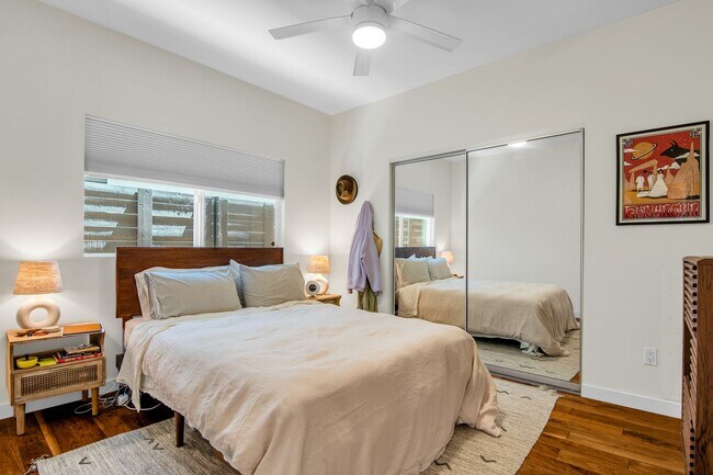 Building Photo - 2411-2413 Ocean Ave