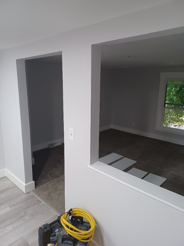 Building Photo - 317 W Main St