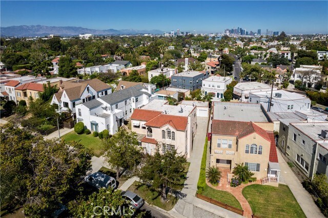 Building Photo - 1038 S Citrus Ave