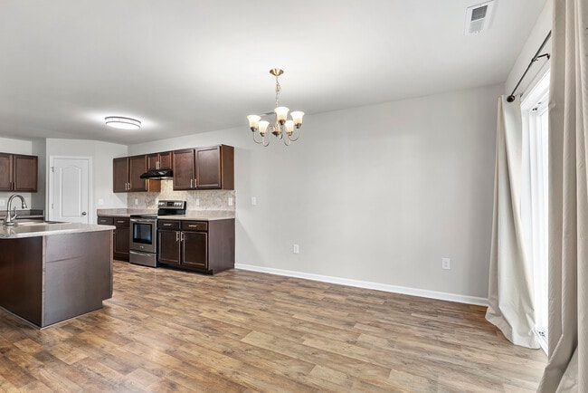 Building Photo - 4320 Lenity Ln