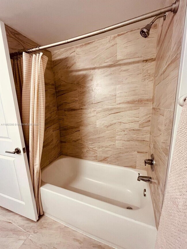 Building Photo - 120 Douglas Rd