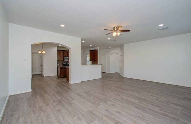 Building Photo - 22314 Mosshall Ct