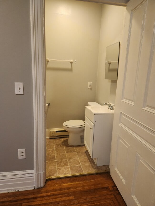 Building Photo - 151 E Philadelphia St