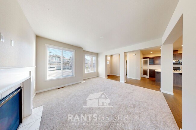 Building Photo - Beautiful Home in Newer Subdivision! Easy freeway access!