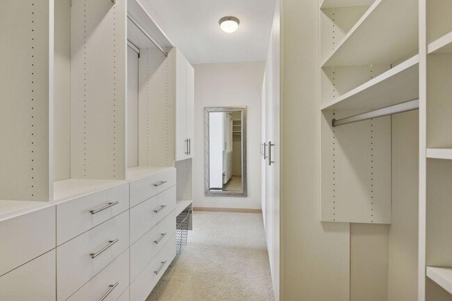 Building Photo - 201 S 11th St