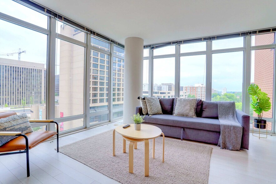 Building Photo - 22202 18th St S