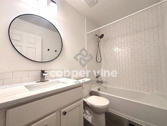 Building Photo - 12943 Lafayette St
