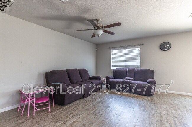 Building Photo - 10423 Legacy Cv