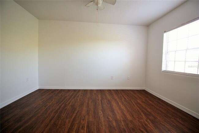 Building Photo - 555 Flemming Way