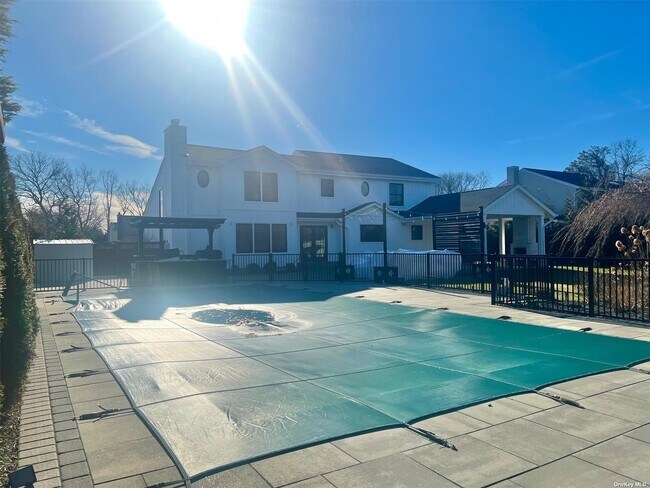 Building Photo - 52 Annandale Rd