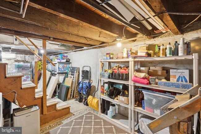 Building Photo - 1466 E Wilt St