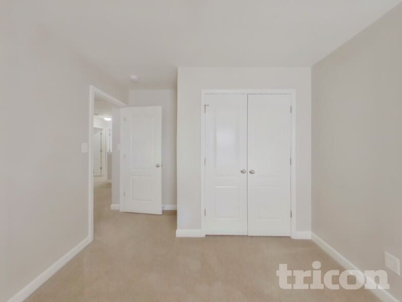 Building Photo - 506 Glencroft Dr