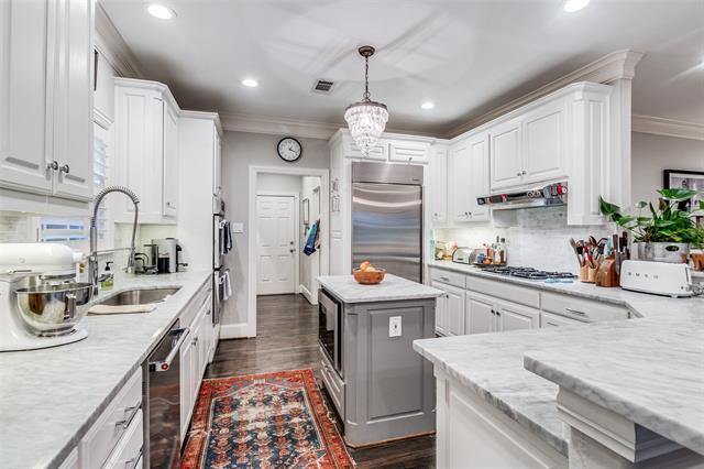 Building Photo - 4541 Arcady Ave