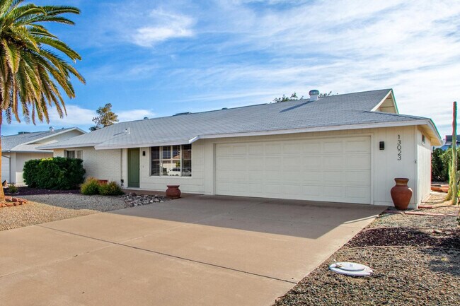 Building Photo - 13023 W Beardsley Rd