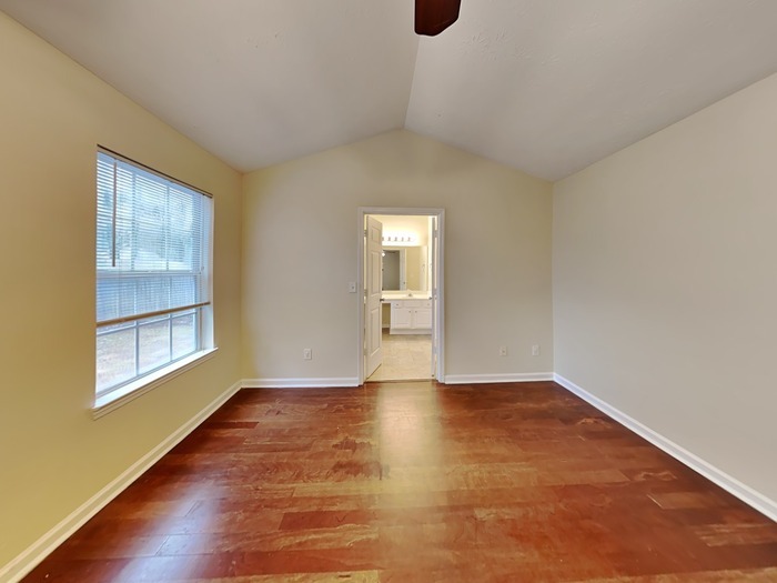 Building Photo - 761 Sugar Oak Ln