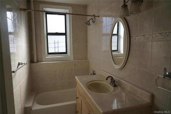 Building Photo - 50-05-50-43 43rd Ave
