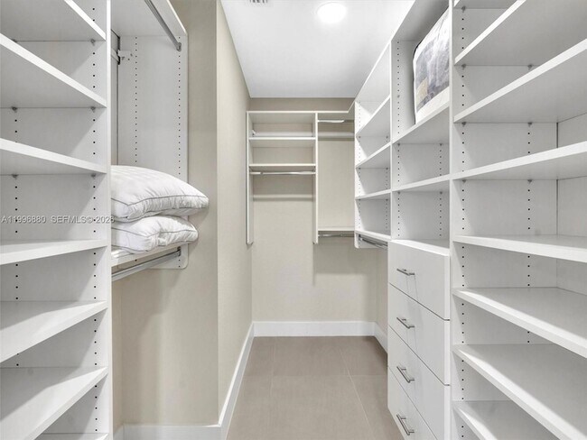 Building Photo - 15212 W Tranquility Lake Dr