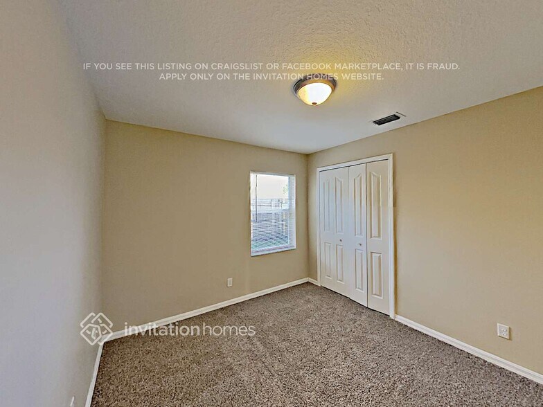 Building Photo - 4800 Miramar St