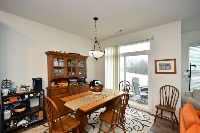 Building Photo - 128 Suggs Mill Dr