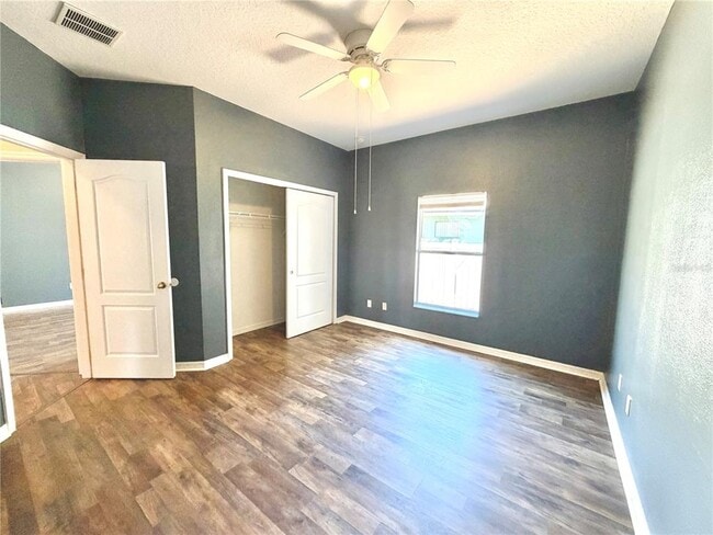 Building Photo - 1044 Longville Cir