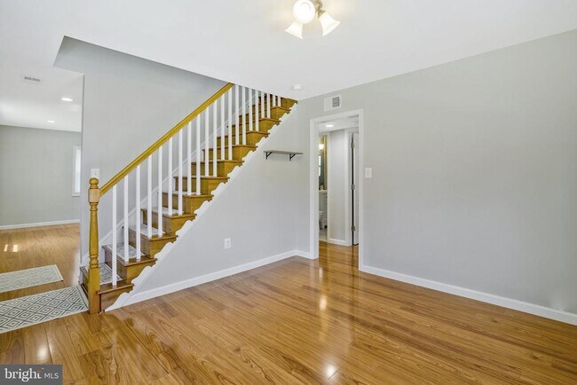 Building Photo - 6024 Rixey Dr